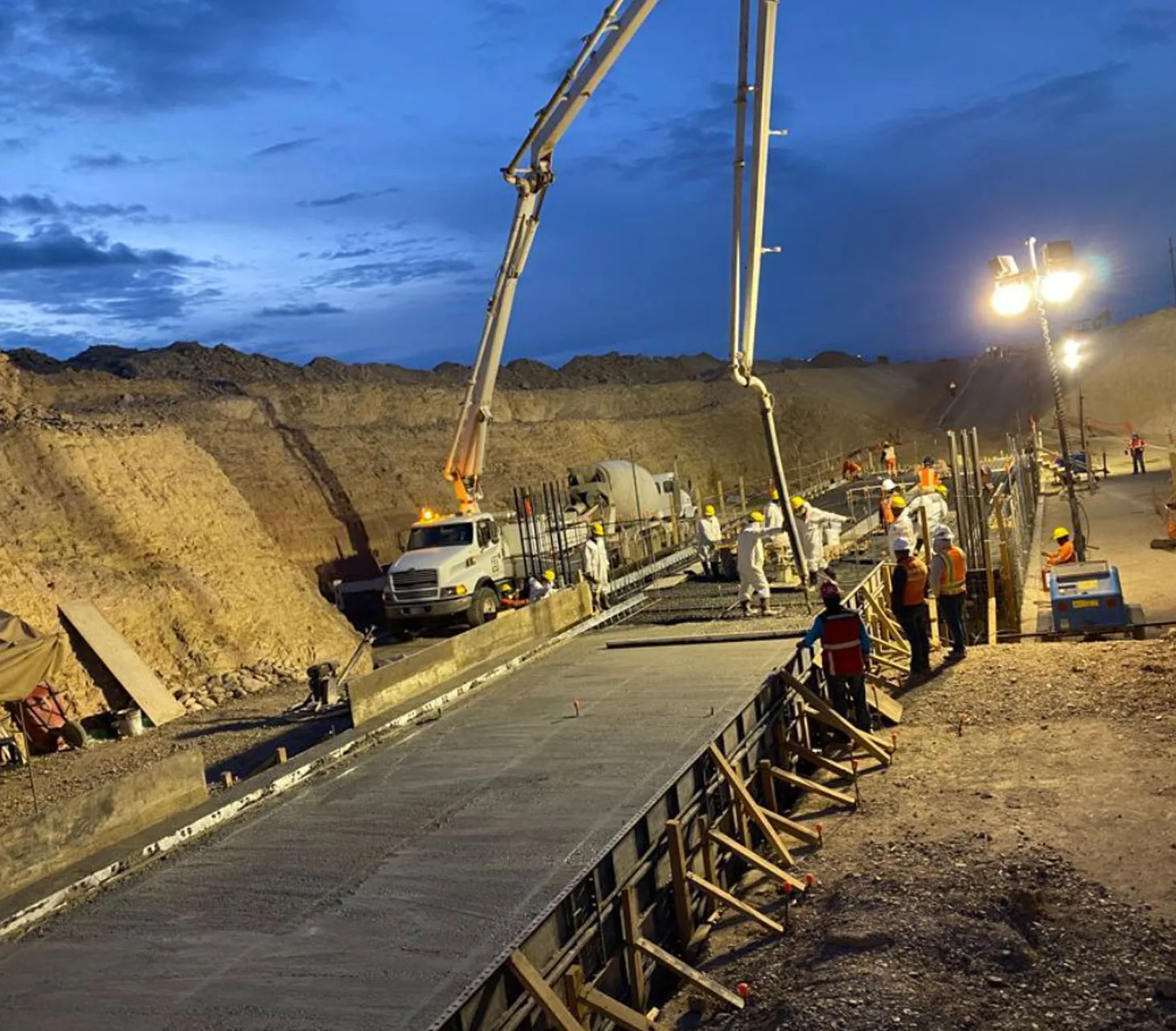 Proyecto Minera Camino Rojo